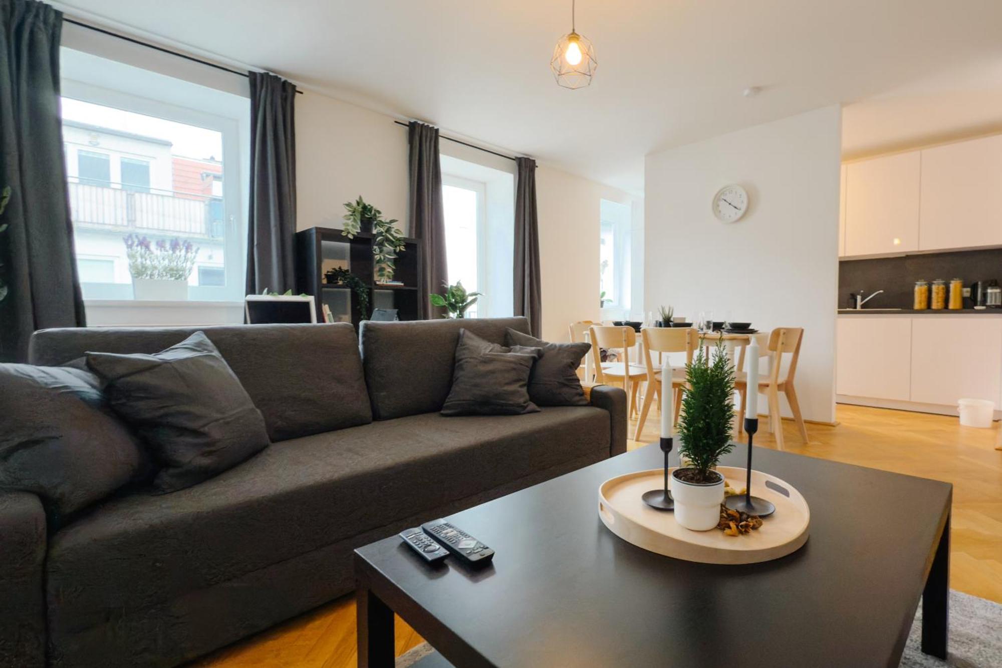 110Qm, 4 Bedrooms, Near Schoenbrunn - Axara Housing Osw 33 Wina Bagian luar foto
